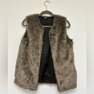 Aldo Light Brown Faux Fur Vest Women’s Medium